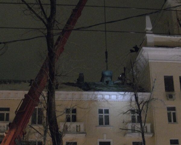 Жилой дом частично обрушился в Ярославле. Видео с места ЧП