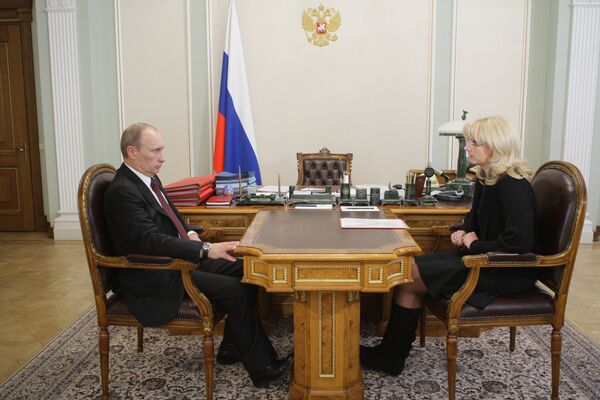 Встреча премьер-министра РФ Владимира Путина с главой Минздравсоцразвития РФ Татьяной Голиковой
