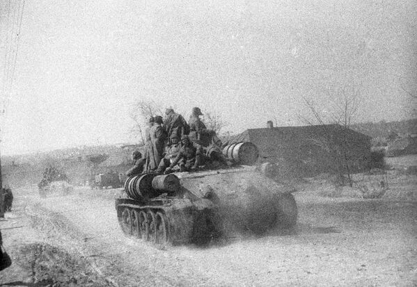 Танки 64-ой армии на подступах в Сталинграду