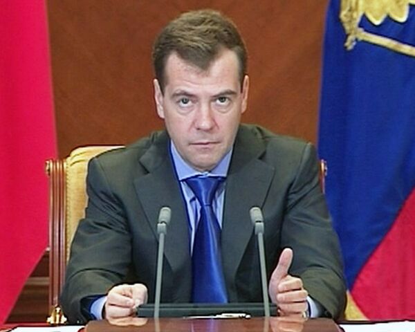 Медведев: соцподдержка военнослужащих – вопрос государственной важности
