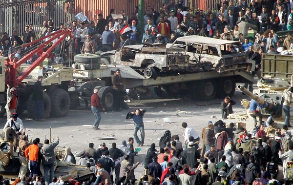 Столкновения демонстрантов в центре Каира