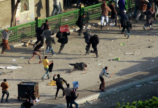 Столкновения демонстрантов в центре Каира