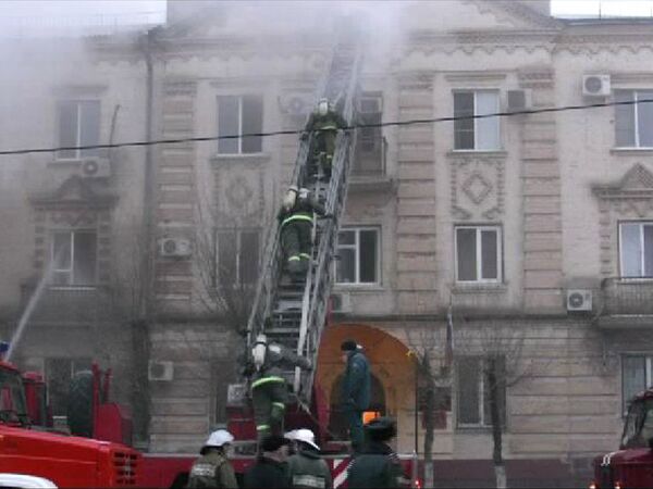 Пожар в здании районного суда в Волгограде тушили почти 6 часов 