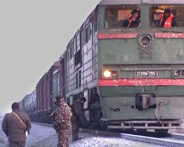 Взрыв прогремел на пути грузового поезда в Дагестане. Видео с места ЧП
