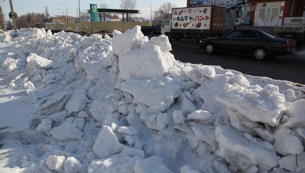 Уборка снега в г. Арсеньеве Приморского края