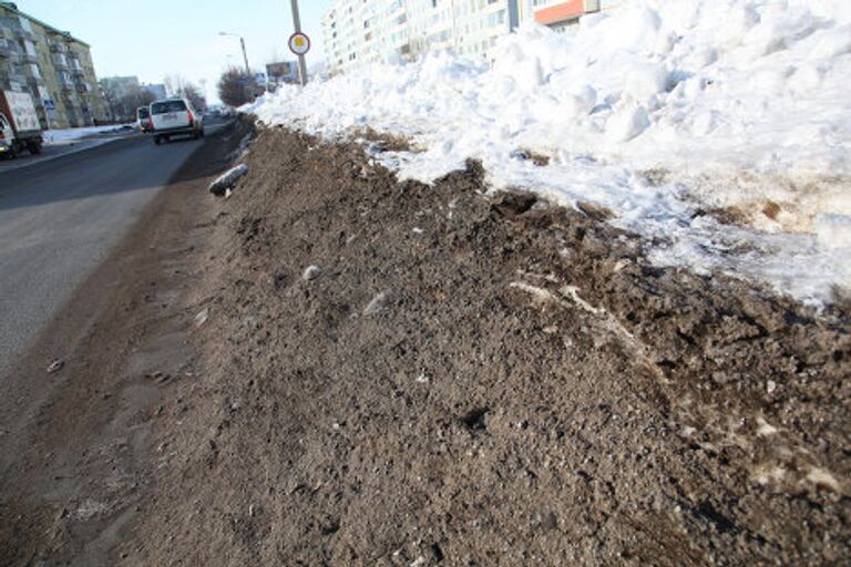 Уборка снега в г. Арсеньеве Приморского края