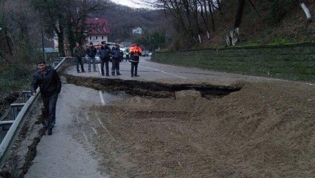 Оползень в Туапсинском районе