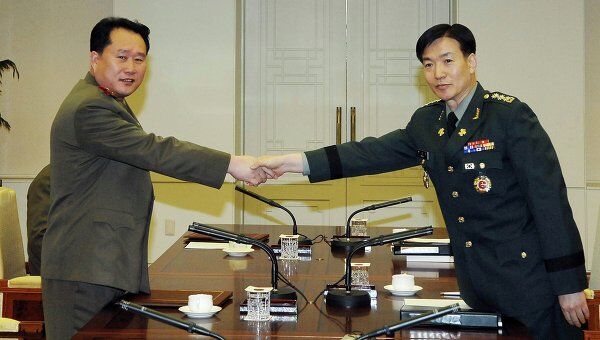 Переговоры военных Южной Кореи и КНДР