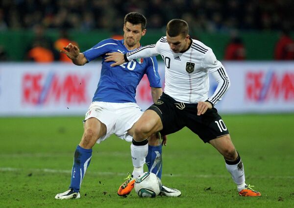 Игровой момент матча Германия - Италия