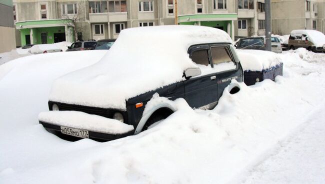 Сугробы в Москве 