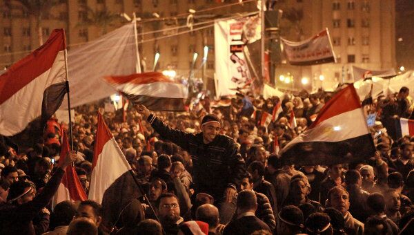 Демонстранты на площади Тахрир в Каире. Архив