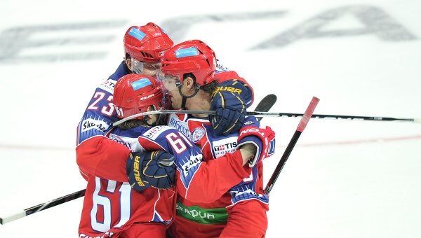 Сборная России по хоккею начала Шведские игры с победы над финнами