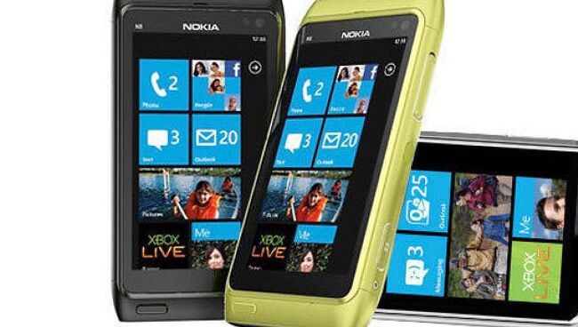 Телефон Nokia на системе windows phone. Архив