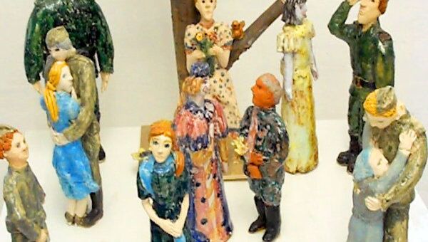 Вологодские школьники подарили государственному музею-заповеднику сказку из керамики