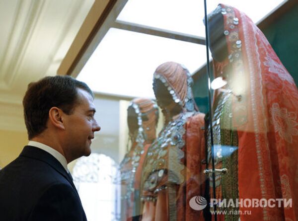 Дмитрий Медведев посетил Музей археологии и этнографии института этнологических исследований уфимского научного центра РАН