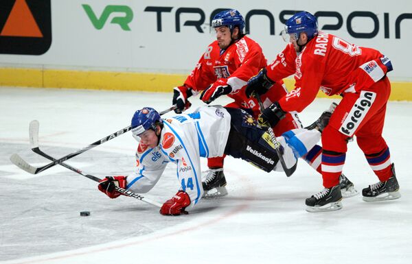 Игровой момент матча Финляндия - Чехия