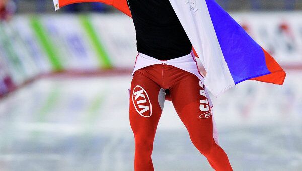 Канадцы извинились за ошибку с гимном РФ на ЧМ по конькобежному спорту