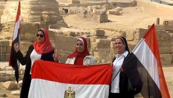 Гиды Египта просят туристов вернуться в страну пирамид
