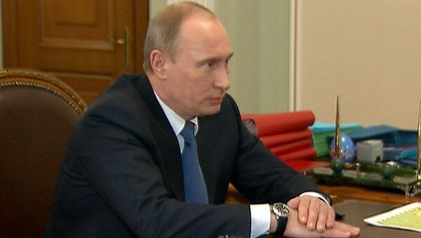 Путин отчитал таможенников за скандальный видеоклип