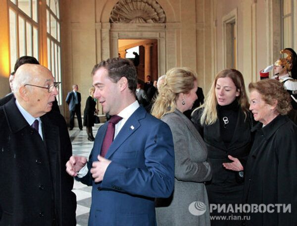 Президент РФ Д.Медведев с супругой в Квиринальском дворце
