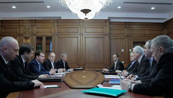 Встреча Дмитрия Медведева с лидерами думских фракций