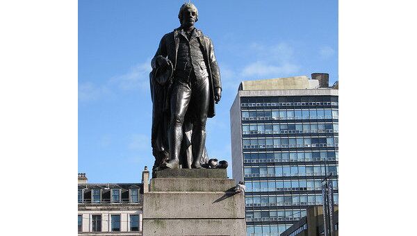 Памятник Роберту Бернсу в Глазго