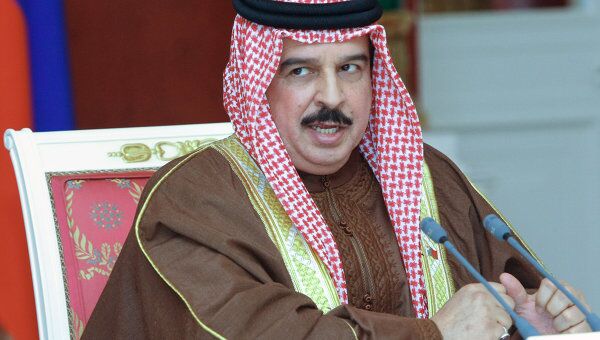Король Бахрейна помиловал осужденных оппозиционеров