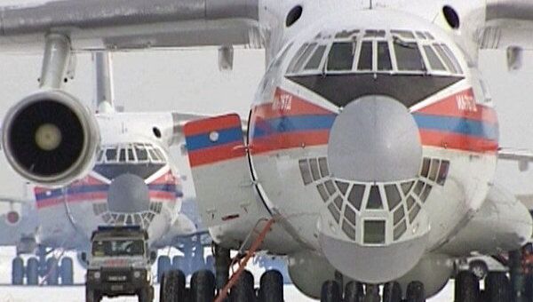 Четыре самолета МЧС РФ вылетели за россиянами в Ливию 
