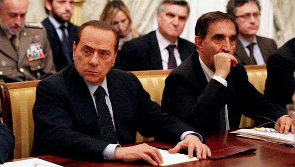 Берлускони и Каддафи по телефону обсудили ситуацию в Ливии