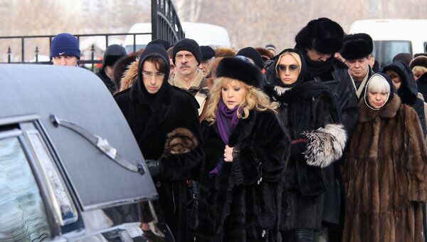 Похороны брата Аллы Пугачевой в Москве