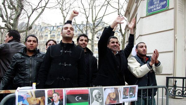 Акция у посольства Ливии в Париже 