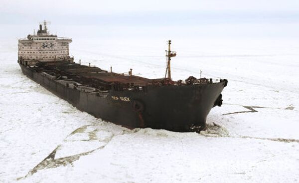 Ледовая проводка ледоколами судов в Финском Заливе