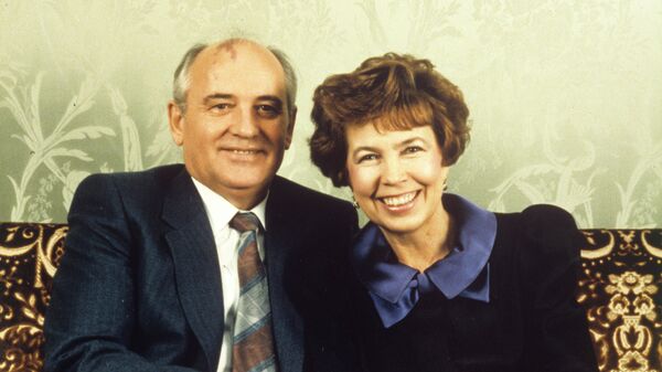 Михаил Горбачев с супругой. 01.01.1989