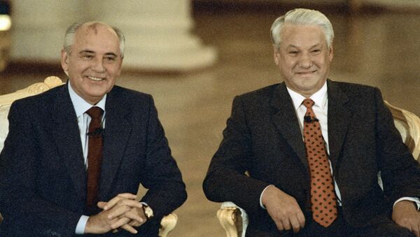 Горбачев и Ельцин. Архивное фото