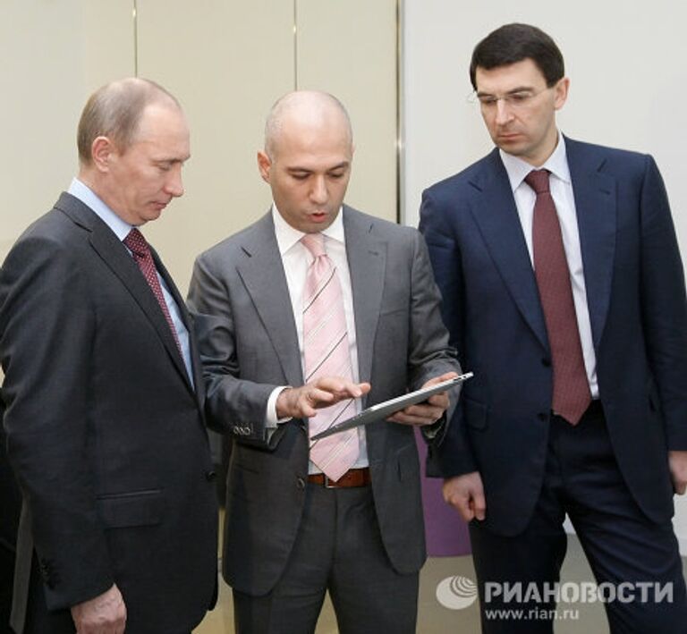 Посещение премьер-министром РФ Владимиром Путиным Центрального офиса компании Йота Посещение премьер-министром РФ Владимиром Путиным Центрального офиса компании Йота