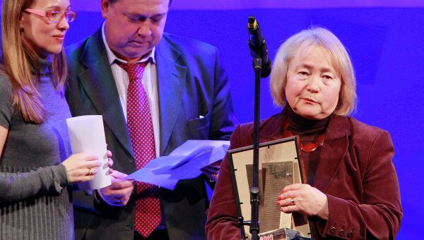 Спецкор РИА Новости Наталья Курова получила премию в области прессы Искра-2010