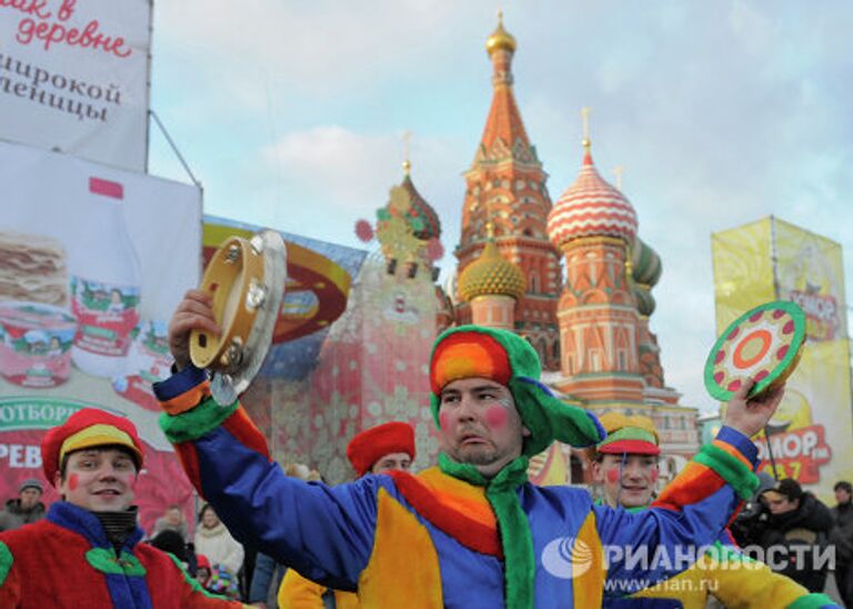 Праздник Широкая Масленица-2011 на Васильевском спуске