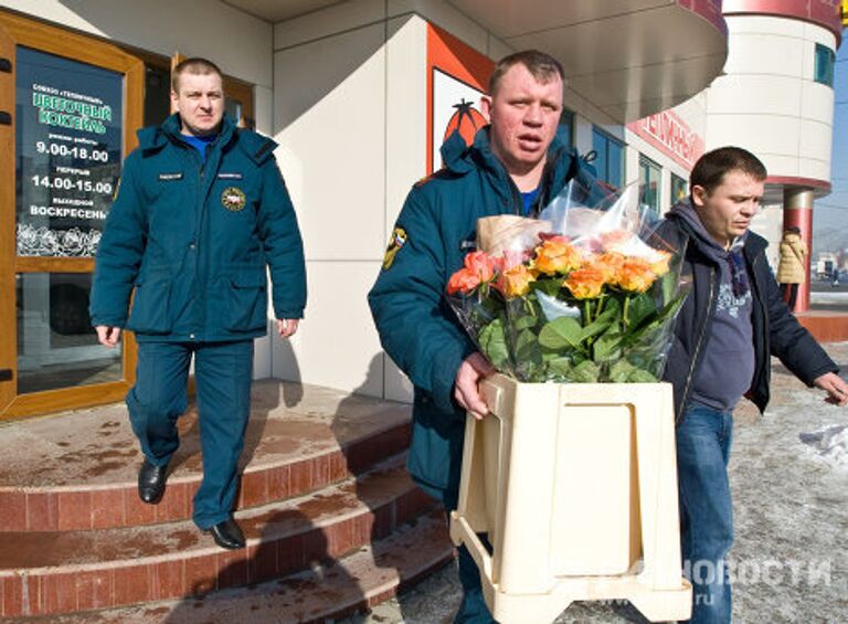 Подготовка к празднованию 8 Марта