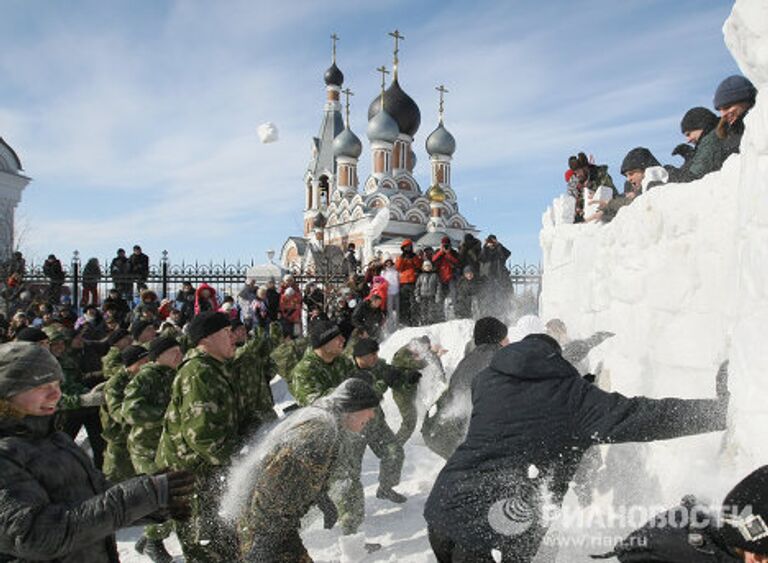 Празднование Масленицы в Новосибирской области