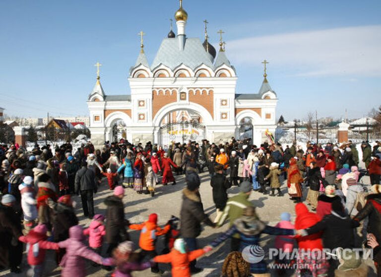 Празднование Масленицы в Новосибирской области