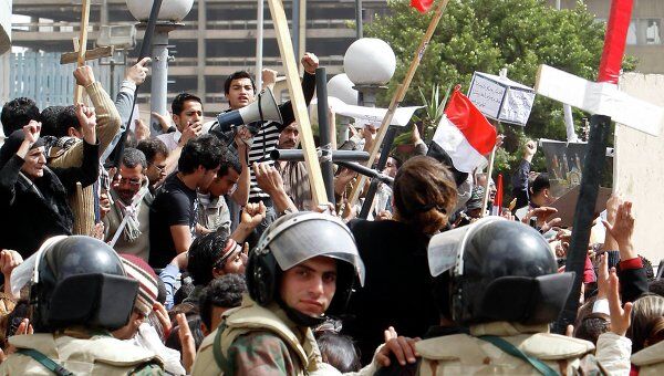 Демонстрации христиан у здания государственной телерадиокомпании в Каире