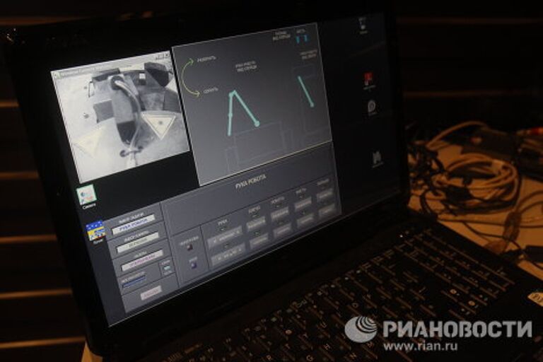 Испытания робота-марсохода в Институте медико-биологических проблем РАН Испытания робота-марсохода в Институте медико-биологических проблем РАН