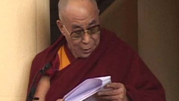 Далай-лама объявил, что намерен уйти из политики 