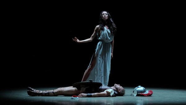 Сцена из балета Спартак в постановке Мариинского театра