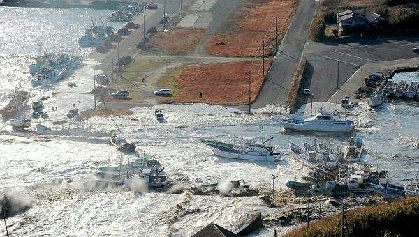 Последствия землетрясения и цунами в японском городе Асахикава