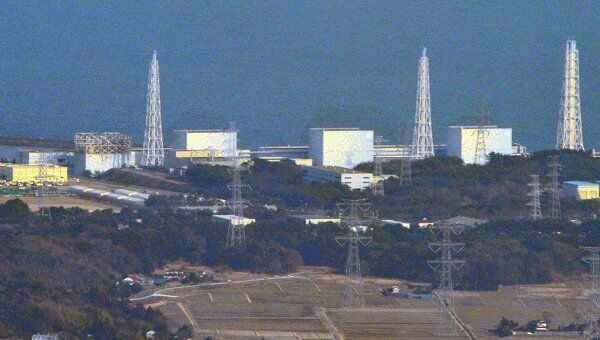 Поврежденные реакторы АЭС Фукусима-1 в Японии, 13 марта 2011 г.