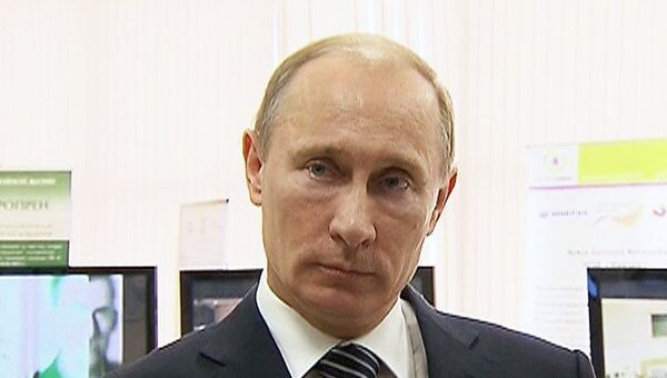 Путин считает, что ситуация на японских АЭС не угрожает России