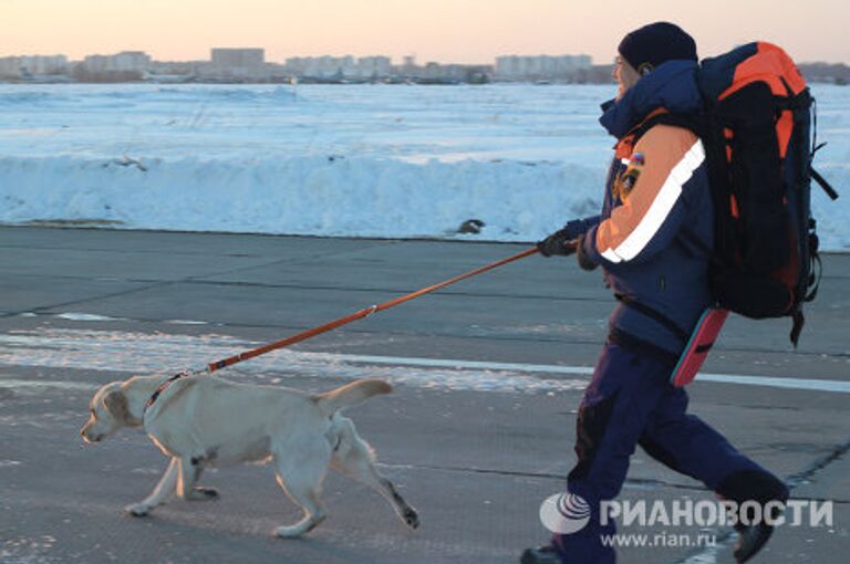 Отправка самолета МЧС со спасателями и гуманитарной помощью в Японию