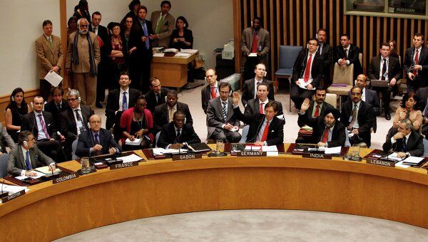 Голосование членов СБ ООН за резолюцию о создании бесполетной зоны над Ливией