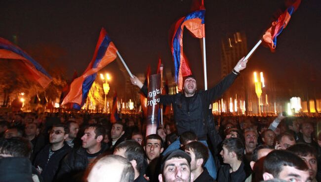 Митинг оппозиции проходит в центре Еревана